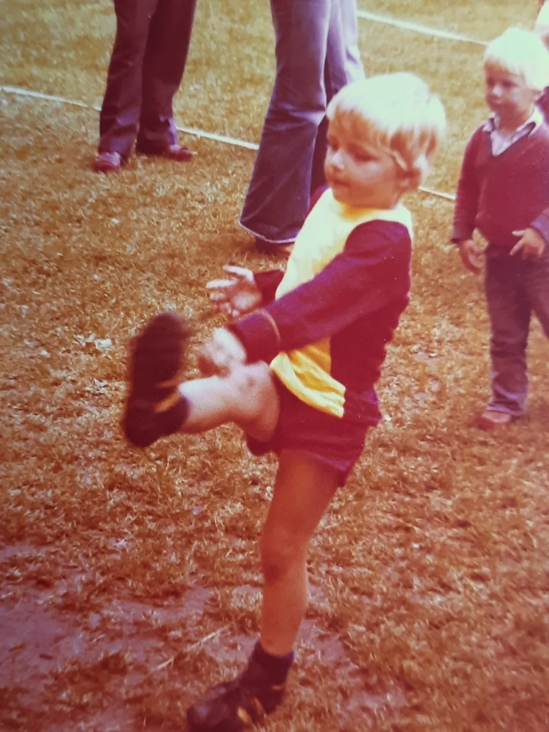 Ralf als kind op het voetbalveld
